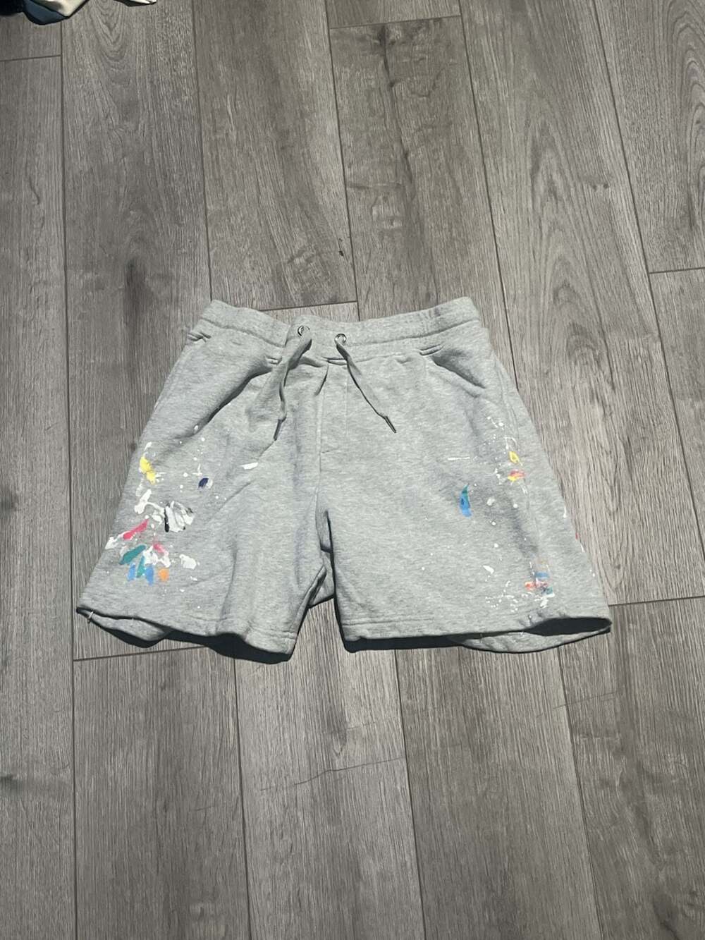 EPTM Showroom Paint Splatter Sweat Shorts Heather Grey